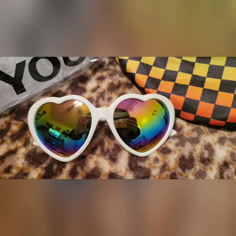 PRIDE Rainbow Fanny Pack Bundle NEW - Picture 8 of 13